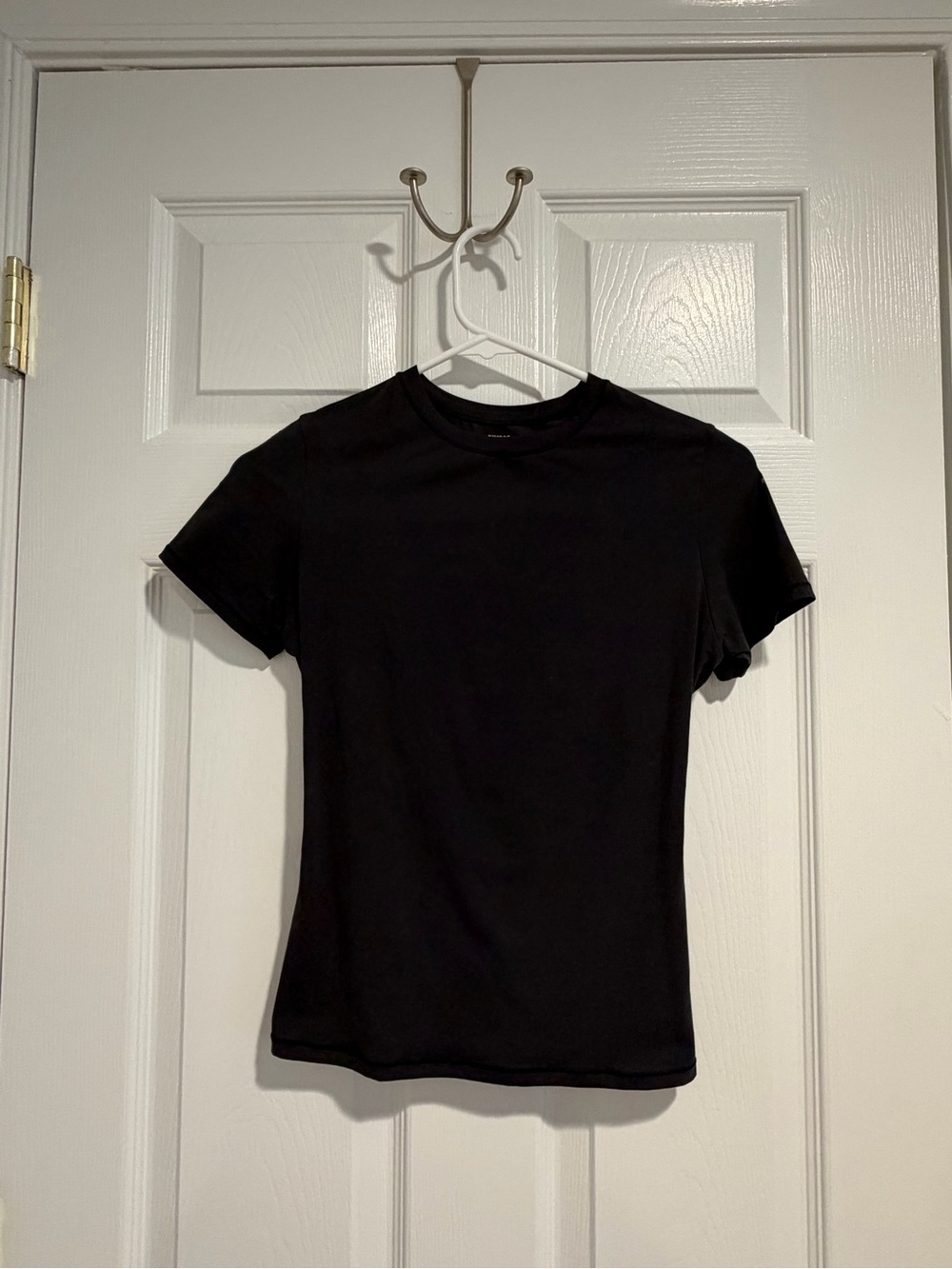 Skims Black Tshirt